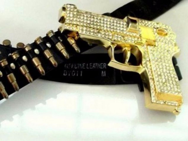 Foto - Havalimanında yakalanan eşyalar şok etti!