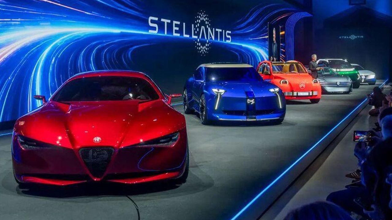 Foto - Hayal değil, otomobilin yeni yüzü! Stellantis geleceğin mobilitesini 6 marka ile Paris’e taşıdı!