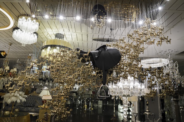 Foto - Hayal gücü cama ve metale yansıyor! Türkiye’de yapılıyor dünyayı süslüyor