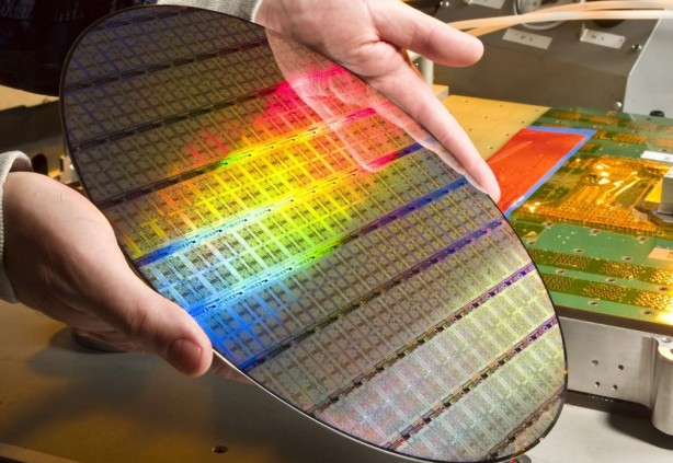 Hayal kırıklığına uğratan Intel'den Nvidia hamlesi