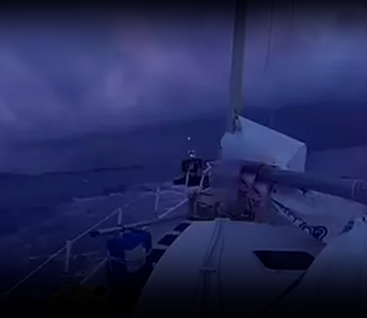 Foto - Hayalet tekne dünyayı ayağa kaldırdı! İçinden çıkanları gören polis ekipleri dehşete düştü