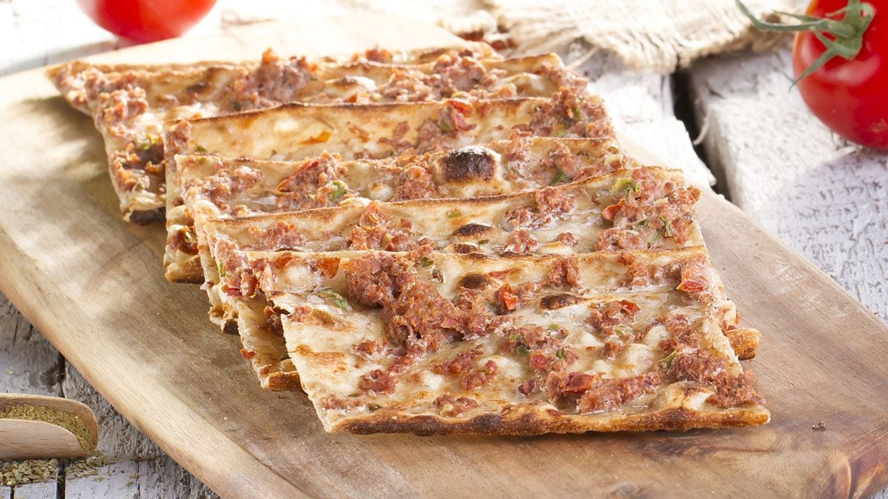Foto - Hayalini İŞKUR gerçekleştirdi! 735 bin liralık hibe desteği aldı etli ekmek fırını açtı