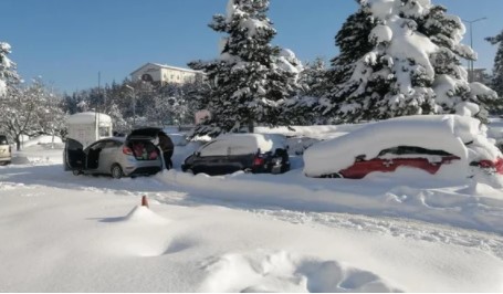 Foto - Hayat adeta durdu! Kar kalınlığı 3,5 metreyi buldu