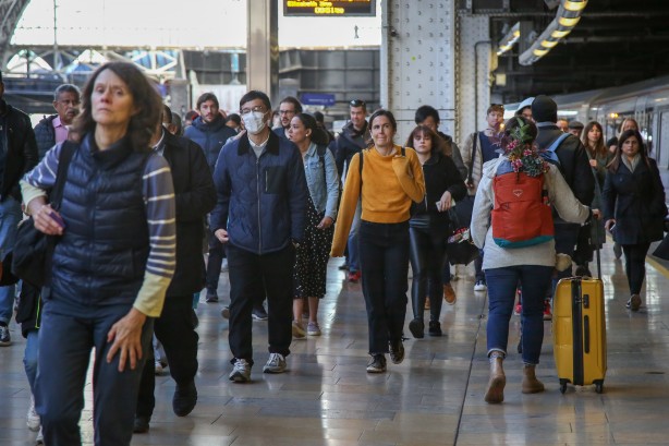 Hayat durma noktasına geldi! İngiltere'de dev kriz