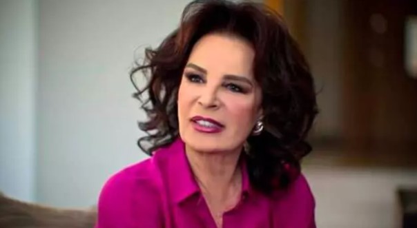 "Hayatım bitti dedim" Hülya Koçyiğit yaşadığı o trajik kazayı unutamıyor!