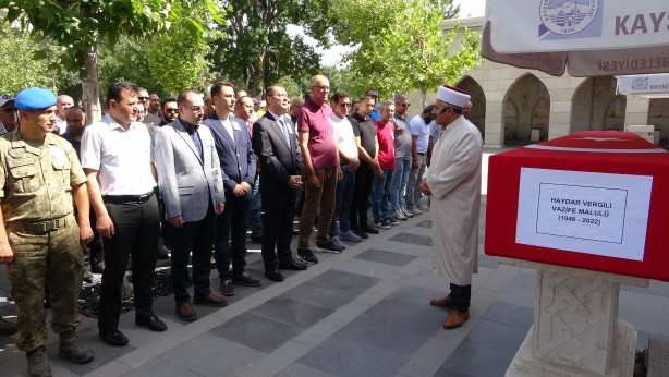Foto - Hayatını kaybeden gaziye son görev! 