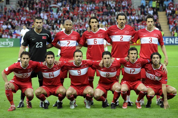 Haydi A Milli Takım tekrar destan yazalım! Geçmişten günümüze avrupa şampiyonaları karnemiz