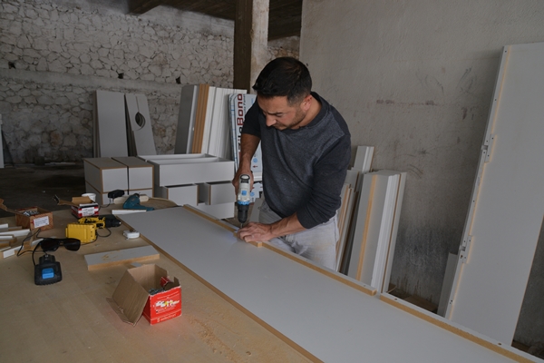 Foto - Hayırseverlerin desteğiyle üretildi... Deprem bölgesine gönderiliyor