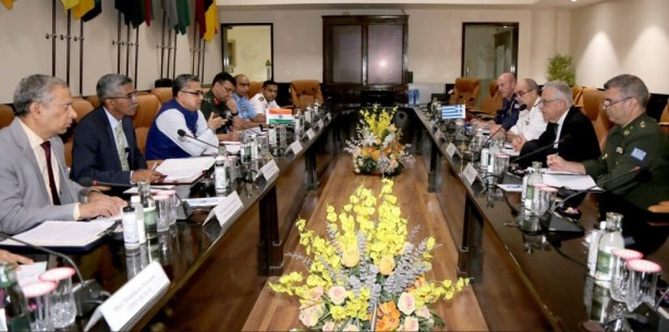 Foto - Hayret verici imza! Yunanistan, "TB2 SİHA'ları vurmak için füze yapıyoruz" diyen ülke ile anlaştı