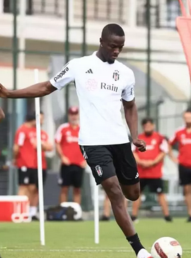 Foto - Hayrete düşüren "Bailly" kararı! Detayı şok etti! Neler çıkıyor neler: Beşiktaş'tan 87 günde 2 milyon euro kazandı!