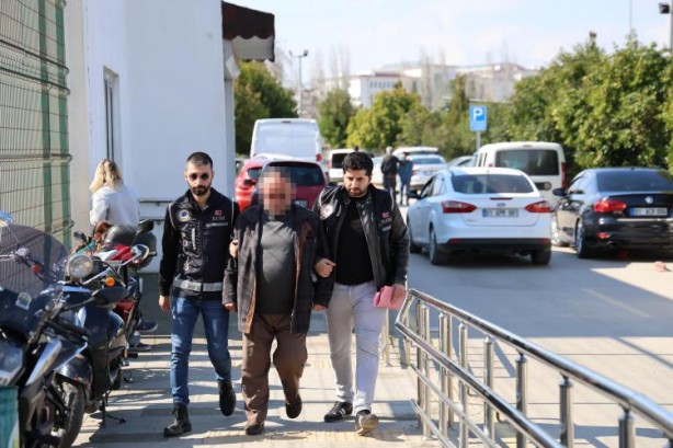 Foto - Hayrete düşüren olay! Emekli maaşıyla 9 milyon liralık sahte altın aldı