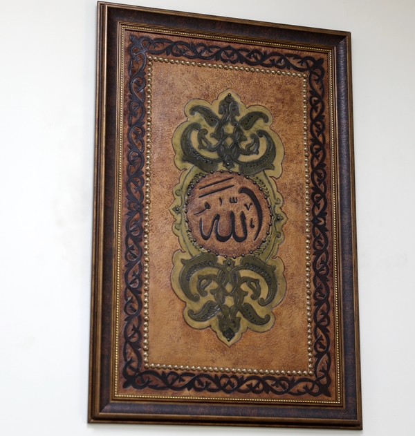 Foto - Hayvan derilerini işleyip tablo, çanta ve takıya dönüştürüyorlar