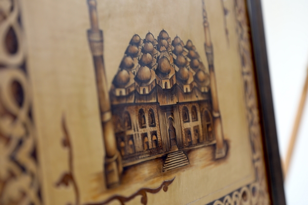 Foto - Hayvan derilerini işleyip tablo, çanta ve takıya dönüştürüyorlar