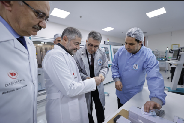 Hazine ve Maliye Bakanı Nureddin Nebati, Darphane'yi ziyaret etti