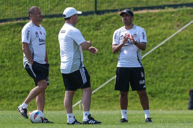 Foto - Hazır uçağa binmedi, transfer yattı! Kartal'ı çıldırtan hareket