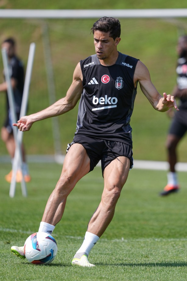 Foto - Hazır uçağa binmedi, transfer yattı! Kartal'ı çıldırtan hareket