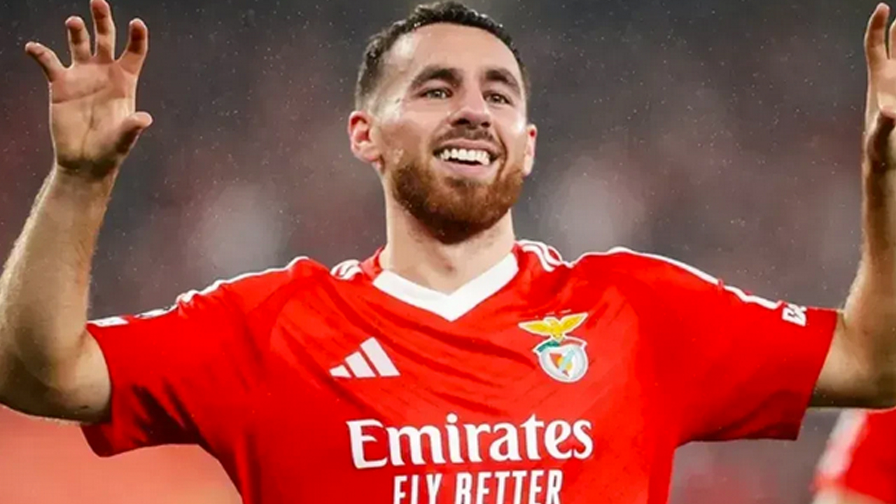 Foto - Hazırız diyerek duyurdu oysa ki... Kavgaya kadar geriledi: ABD'de esti geçti: Şimdi ise terbiyesizlik yaptılar