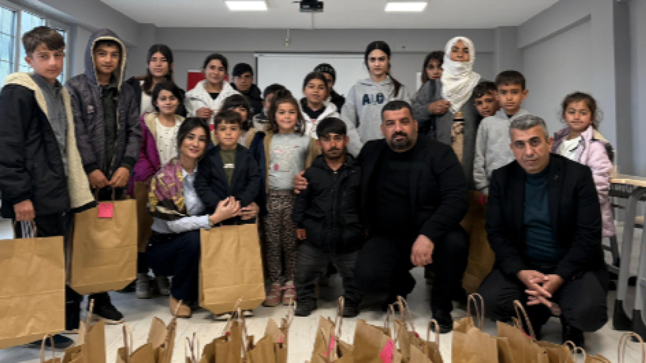 Hazro Belediyesi yetim çocukları sevindirdi...