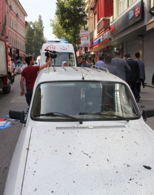 Foto - HDP binalarına saldırı