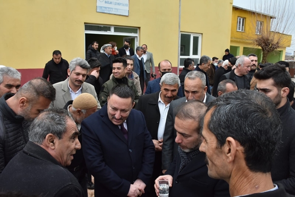 Foto - HDP-CHP ittifakına tepki gösterip topluca AK Parti'ye geçtiler
