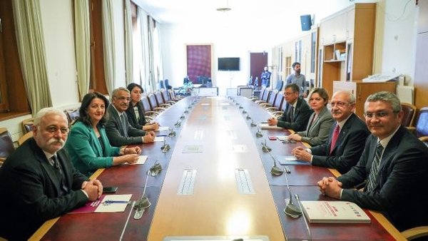 Foto - HDP'li Pervin Buldan 'açık açık söyleyeceğiz' diyerek tarih verdi! Kandil'in adayına özel ilan...