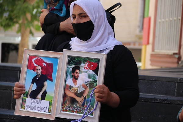 Foto - HDP'li yöneticilerden evlat nöbetindeki acılı babaya alçak tehdit