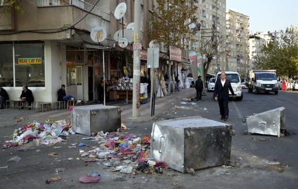 Foto - HDP'nin çağrısıyla sokaklar çöplüğe döndü