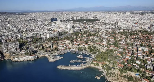 Foto - Hedef yolunda ilerleniyor! Antalya'ya iki ayda 500 bin turist akın etti!
