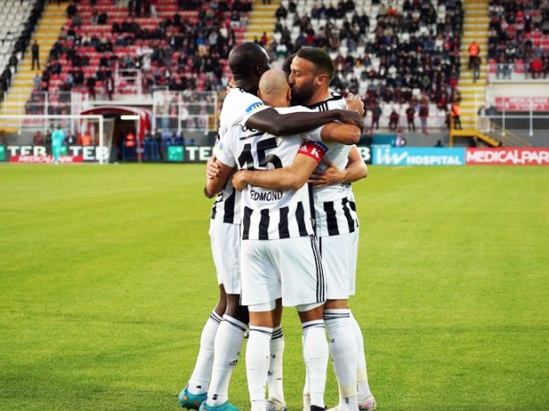 Foto - Hedefteki isim ortaya çıktı... Beşiktaş'ın kanadına dev isim!