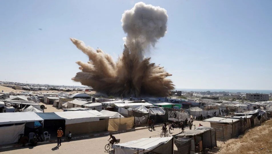 Foto - Helal olsun! Bizimkilerin yapamadığını elin Angelina Jolie’si yaptı