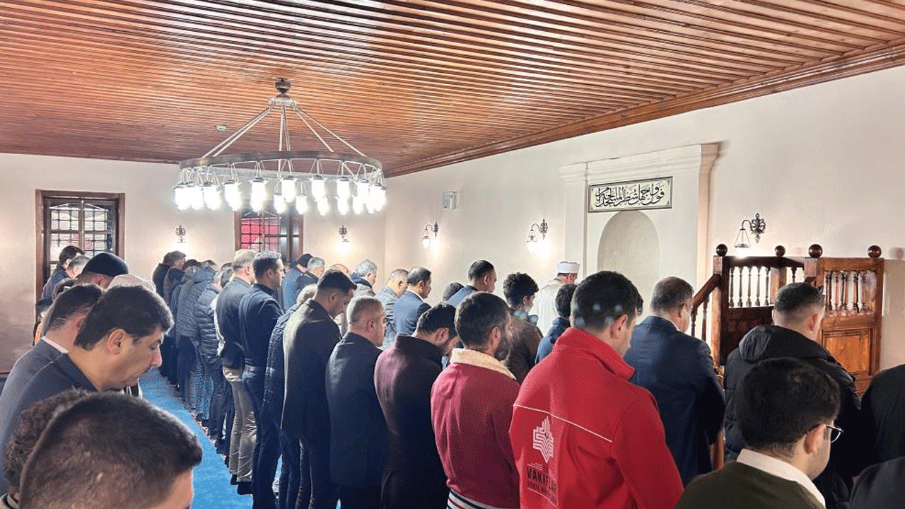 Foto - Helal olsun Erdoğan! Ramazan ayında Sultan Abdülhamid Han'a büyük vefa