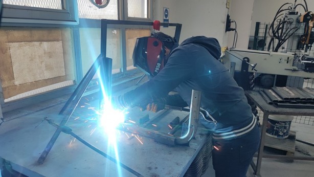 Foto - Helal olsun gençler! Darphane gibi okul