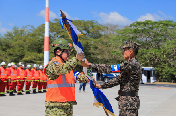 Foto - Helal olsun! Osmanlı torunu Nayip Bukele'den Türkiye kararı