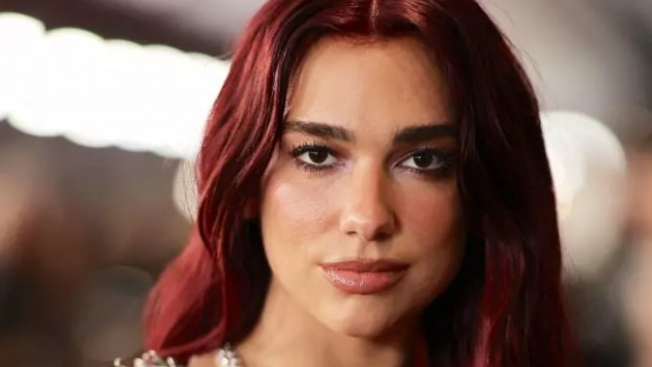 Foto - Helal olsun sana: İsrail yanlısı menajerine acımadı!