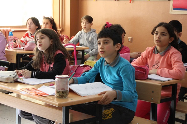 Foto - Helal olsun sana! Minik öğrenci öyle bir laf etti ki…