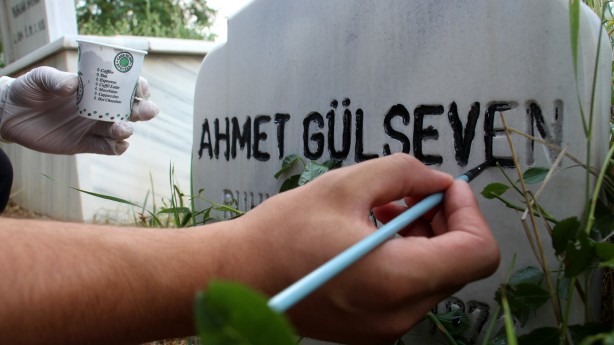 Foto - Helal olsun size gençler! Mezarlıklarda öyle bir şey yapıyorlar ki…
