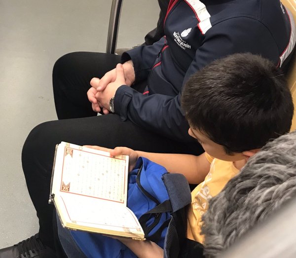 Foto - Helal sana çocuk! Metroda muhteşem görüntüler
