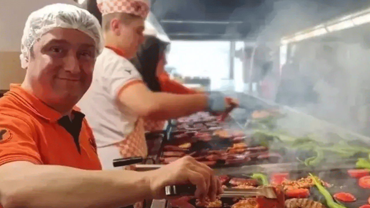 Foto - Helal Akreditasyon Kurumundan Köfteci Yusuf çıkışı!