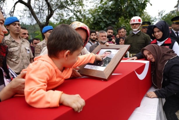 Helikopter kazası şehidi son yolculuğuna uğurlanıyor