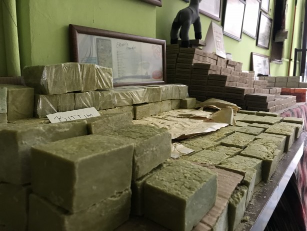 Foto - Hem adını verdi hem de uyardı: Saç dökülmesine karşı tartışmasız en etkili sabun!