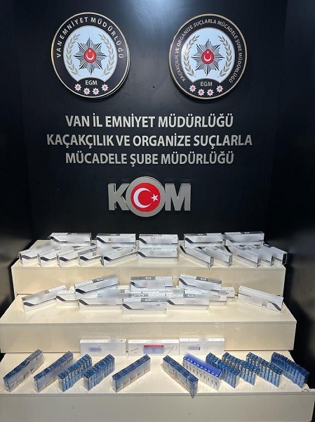 Foto - Hem de balya balya! Yakalanan kolinin içinden bakın ne çıktı