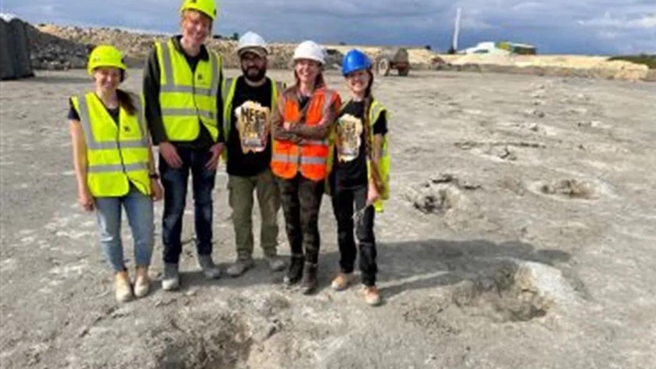 Foto - Hem de yüzlerce var! 166 milyon yıllık ayak izi keşfedildi