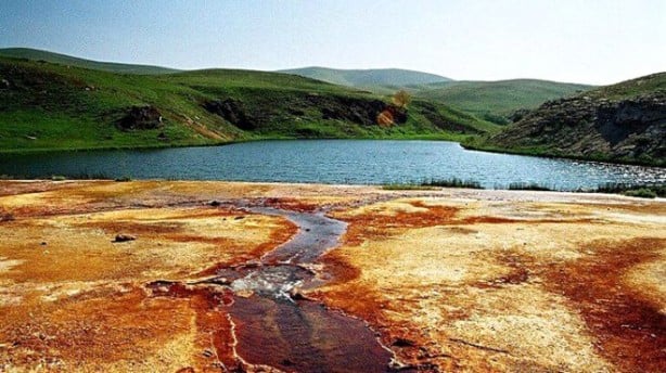 Foto - Bu özelliği ile dünyada ve Türkiye'de tek! Otlukbeli Gölü, Erdoğan'ın imzasıyla koruma altına alındı