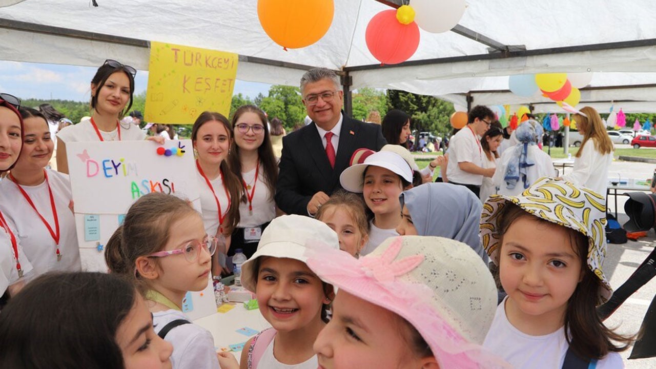 Hem eğlendiler hem öğrendiler! Çocuk varsa şenlik var
