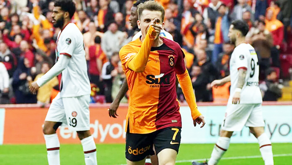 Foto - Hem Galatasaray'ı hem de rakiplerini ilgilendiriyor! Flaş gelişme duyuruldu