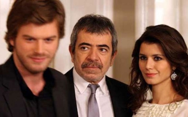 Foto - İmamoğlu'nun ajansından 'güvenilirlik' mavalı! Bir yanda 'kaçakçı', bir yanda 'villacı'!