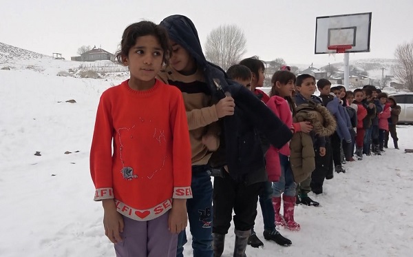 Foto - Hem kalpleri hem elleri ısındı! Hayatlarında ilk kez bu mutluluğu yaşadılar