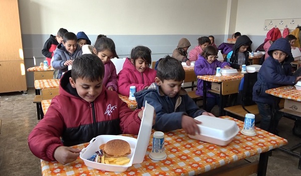 Foto - Hem kalpleri hem elleri ısındı! Hayatlarında ilk kez bu mutluluğu yaşadılar