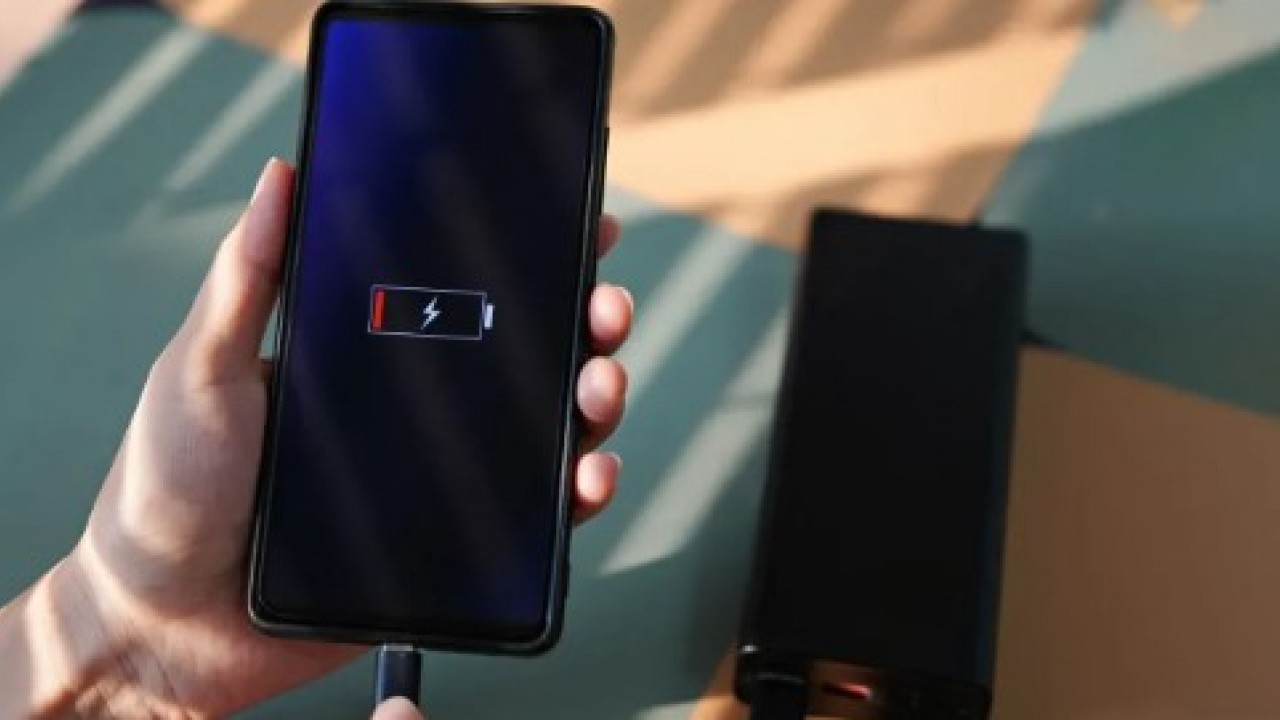 Foto - Hem malınız hem de canınız tehlikede: Telefonu şarja takarken bu hataya dikkat