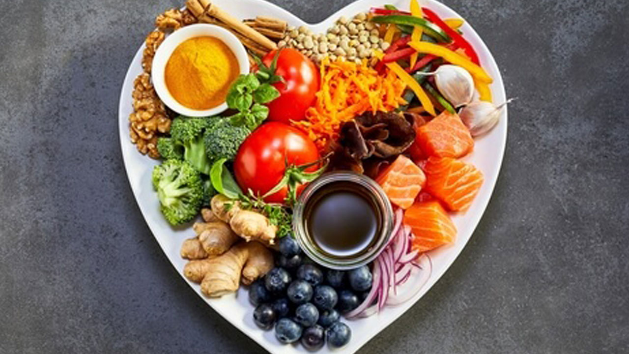 Foto - Hem sağlığınızı koruyun hem doğayı destekleyin! İklim dostu beslenme için altın tavsiyeler